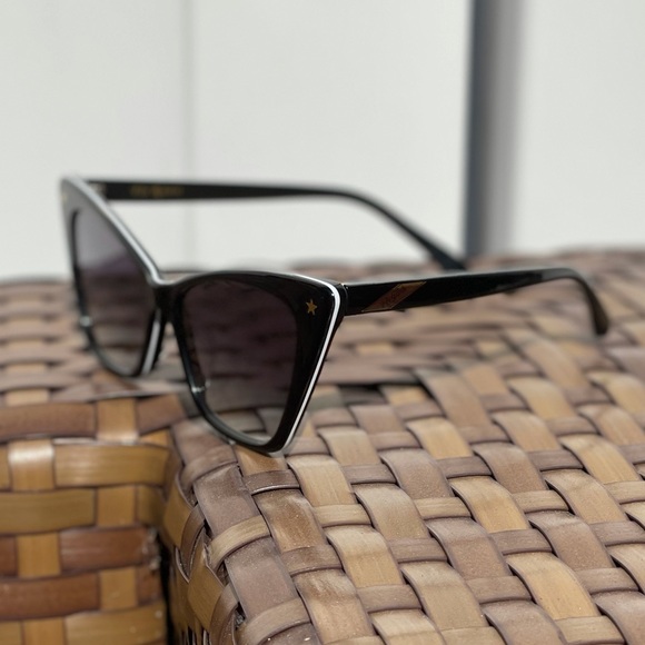 50’s Retro Throwback Cat Eye Sunglasses 😻 FlyGirls Fly Kitten Sunnies - Picture 11 of 17